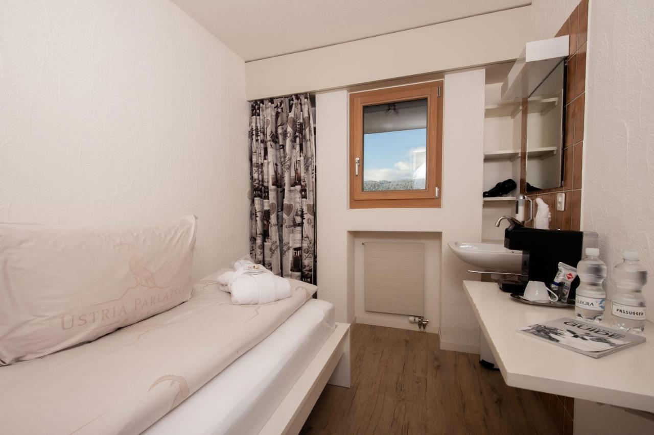 Hotel Ustria Parlatsch Trin Εξωτερικό φωτογραφία