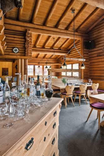 Hotel Ustria Parlatsch Trin Εξωτερικό φωτογραφία